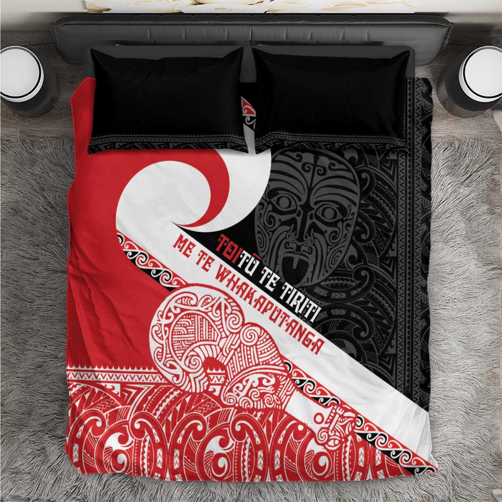 Toitu Te Tiriti Me Te Whakaputanga Bedding Set Maori Wahaika With Haka Face