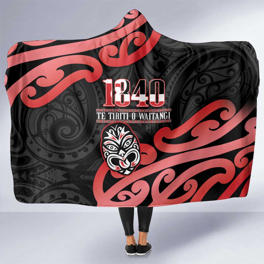 New Zealand 1840 Waitangi Day Hooded Blanket Aotearoa Haka Mask - Red Version LT14 One Size Red - Polynesian Pride