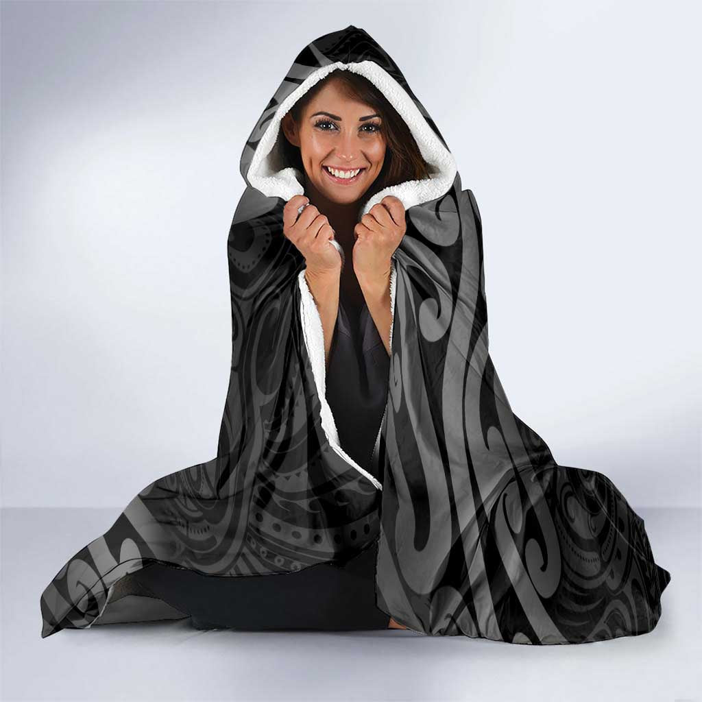 New Zealand 1840 Waitangi Day Hooded Blanket Aotearoa Haka Mask - Black Version LT14 - Polynesian Pride