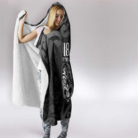 New Zealand 1840 Waitangi Day Hooded Blanket Aotearoa Haka Mask - Black Version LT14 - Polynesian Pride