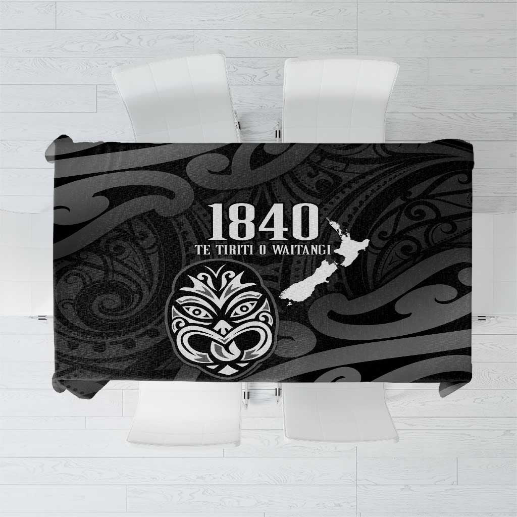 New Zealand 1840 Waitangi Day Tablecloth Aotearoa Haka Mask - Black Version LT14 Black - Polynesian Pride