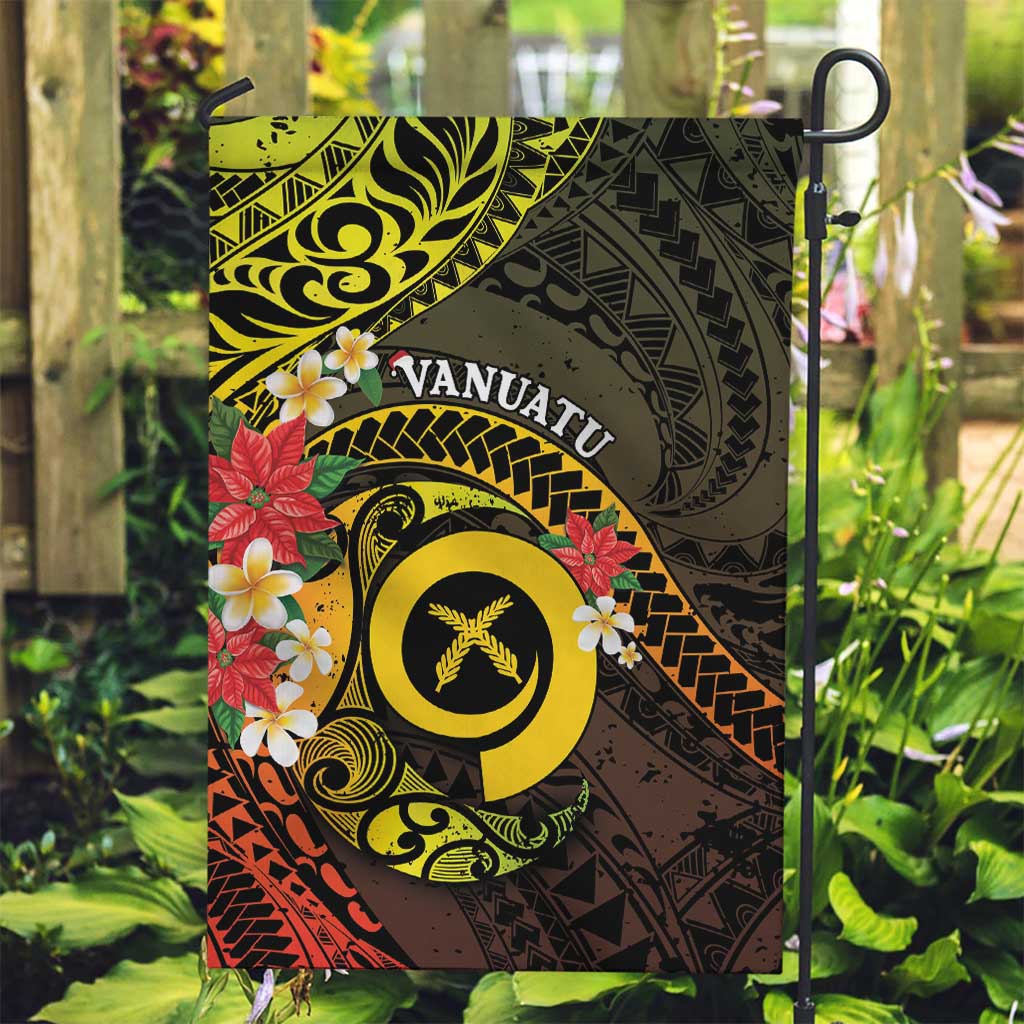 Vanuatu Christmas Garden Flag Vanuatuan Pig Tusk - Meri Krismas! LT14 Garden Flag Black - Polynesian Pride