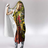 Vanuatu Christmas Hooded Blanket Vanuatuan Pig Tusk - Meri Krismas! LT14 - Polynesian Pride