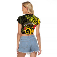 Vanuatu Christmas Raglan Cropped T Shirt Vanuatuan Pig Tusk - Meri Krismas! LT14 - Polynesian Pride