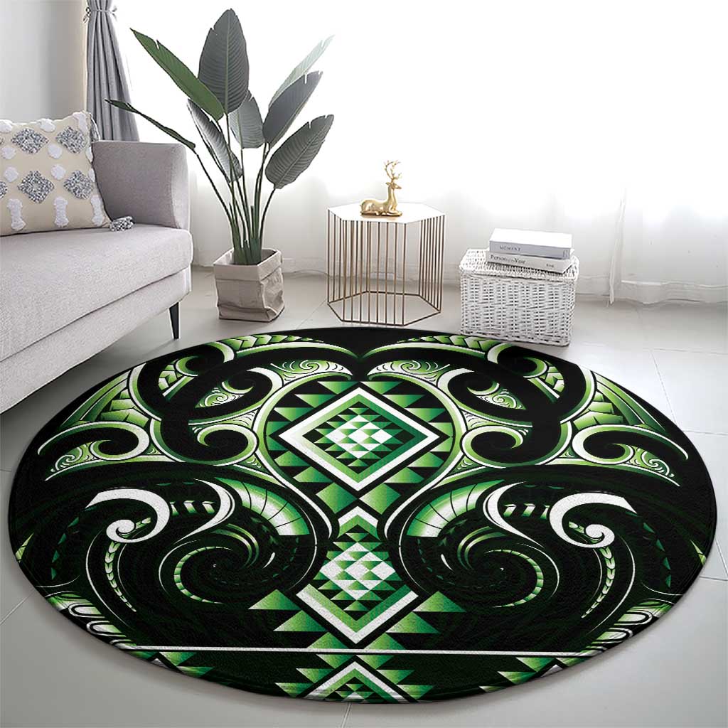 Green Ngaru Taniko With Aotearoa Maori Tattoo Round Carpet