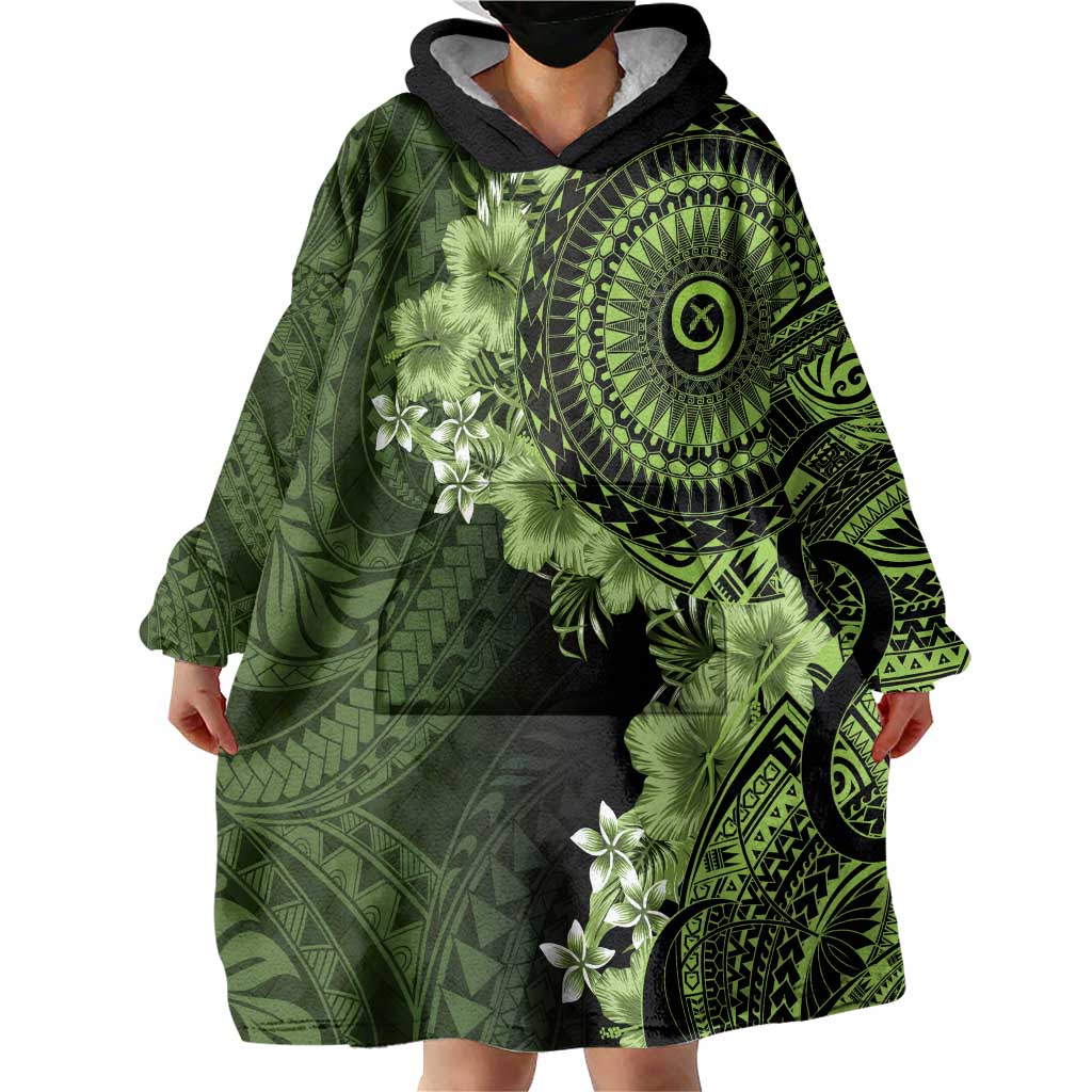 Vanuatu Wearable Blanket Hoodie Hibisus Polynesian Pattern Green - Polynesian Pride