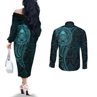 New Zealand Skull Darts Couples Matching Off The Shoulder Long Sleeve Dress and Long Sleeve Button Shirt Aotearoa Maori Chest Tattoo Stylized Teal - Polynesian Pride