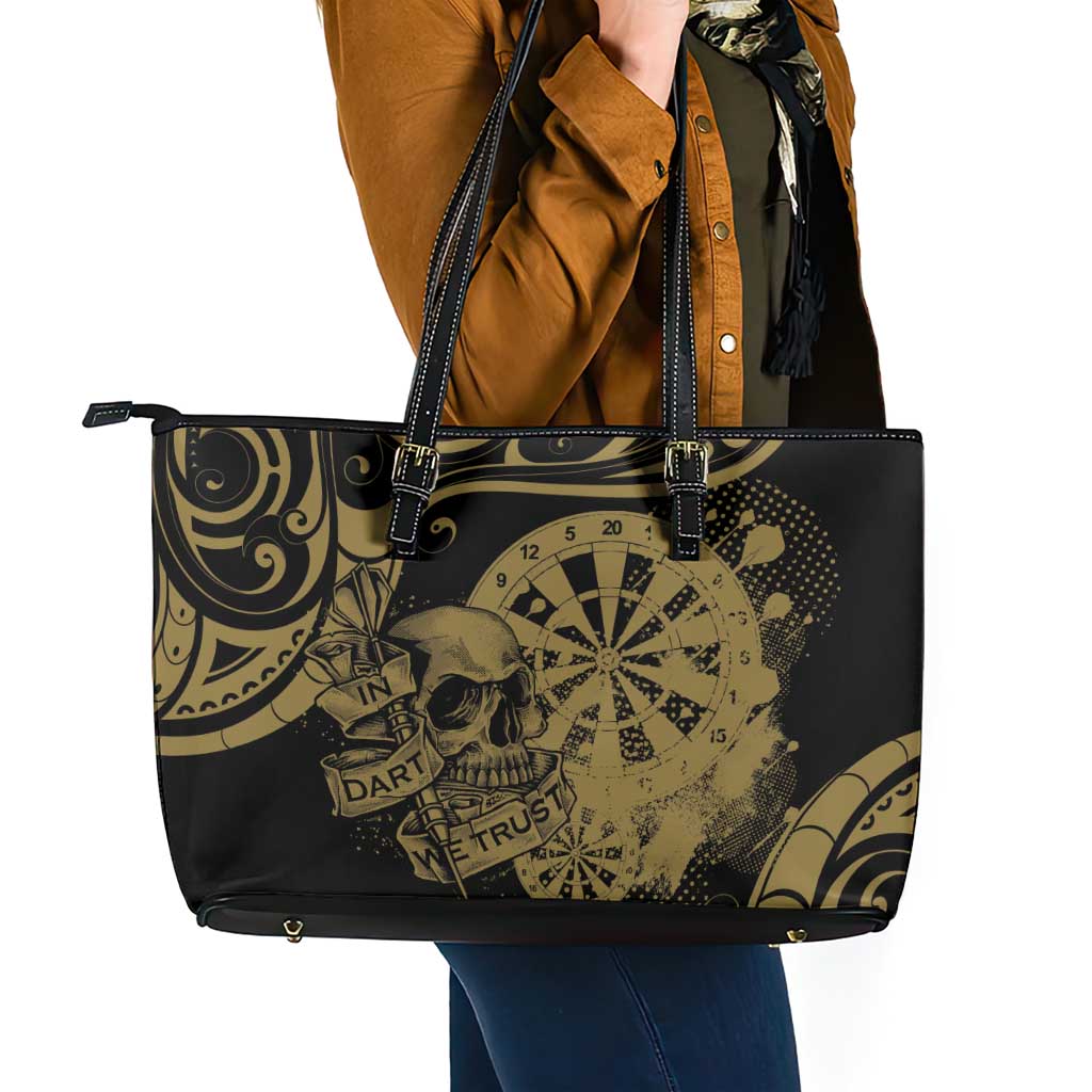 New Zealand Darts Leather Tote Bag Skull In Dart We Trust Maori Pattern - Polynesian Pride