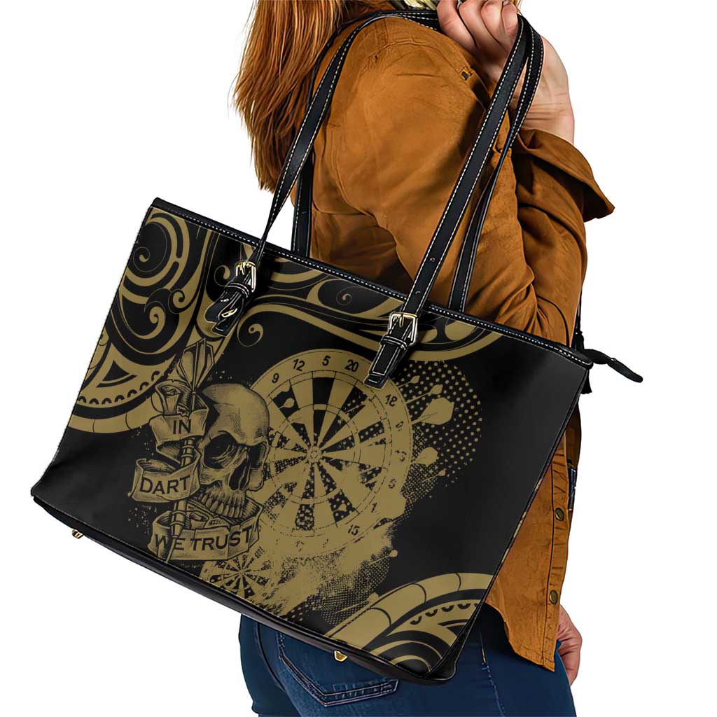 New Zealand Darts Leather Tote Bag Skull In Dart We Trust Maori Pattern - Polynesian Pride