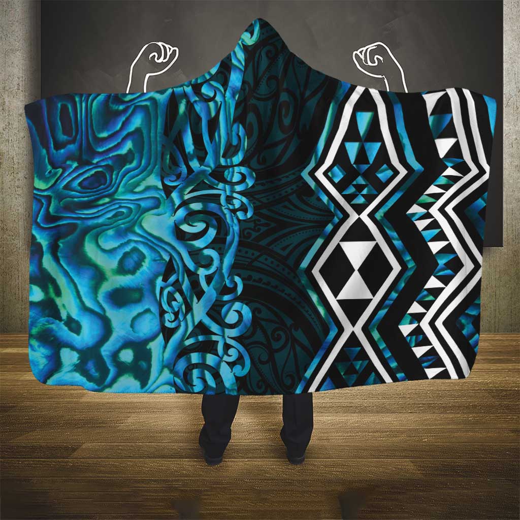 Turquoise Aotearoa Hooded Blanket Taniko Motifs With Paua Shell Kowhaiwhai LT14 - Polynesian Pride