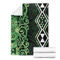 Green Aotearoa Blanket Taniko Motifs With Paua Shell Kowhaiwhai LT14 - Polynesian Pride