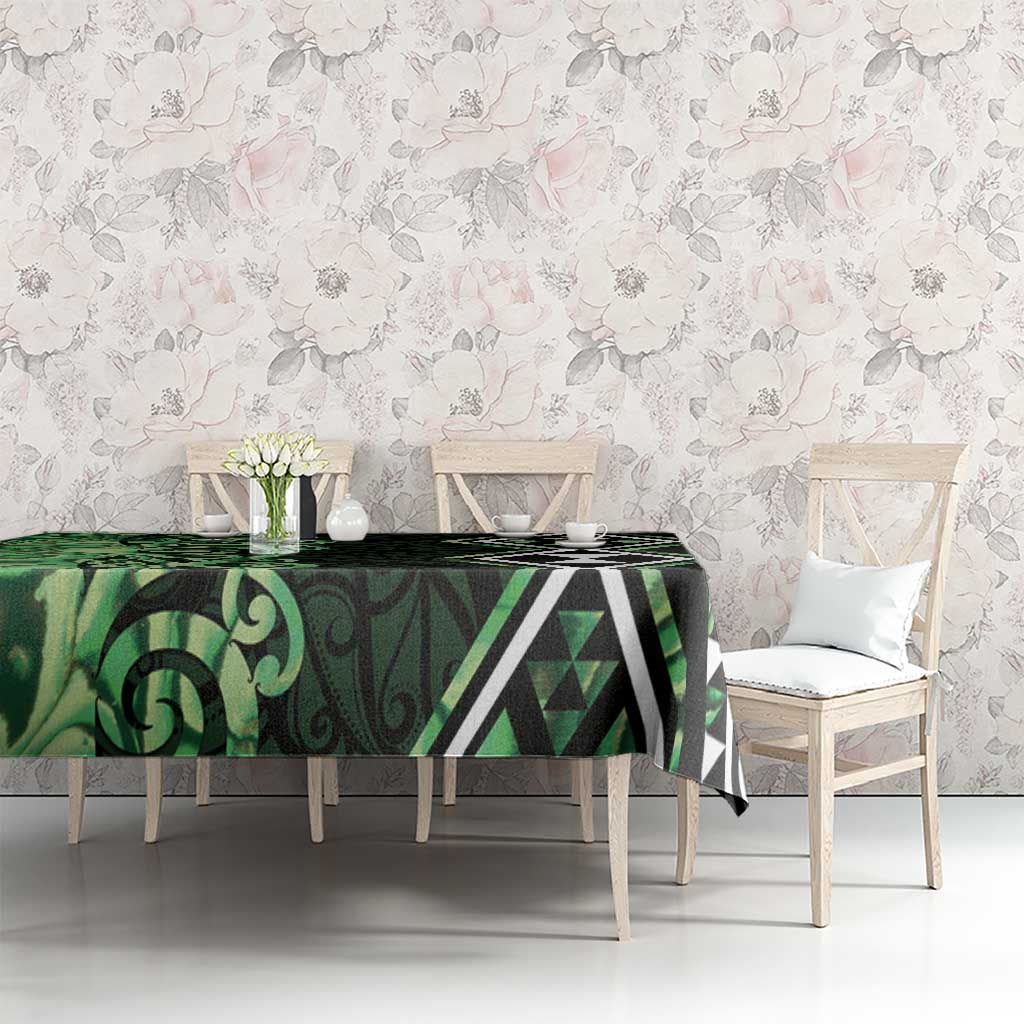 Green Aotearoa Tablecloth Taniko Motifs With Paua Shell Kowhaiwhai LT14 - Polynesian Pride