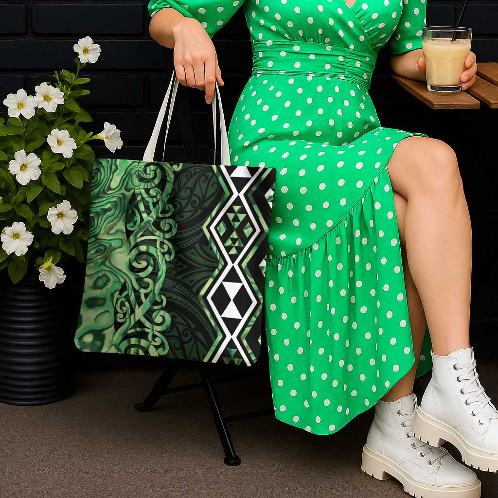 Green Aotearoa Tote Bag Taniko Motifs With Paua Shell Kowhaiwhai - Polynesian Pride