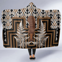Wahaika New Zealand Hooded Blanket Maori Weapon Kowhaiwhai Fern Poutama Motifs