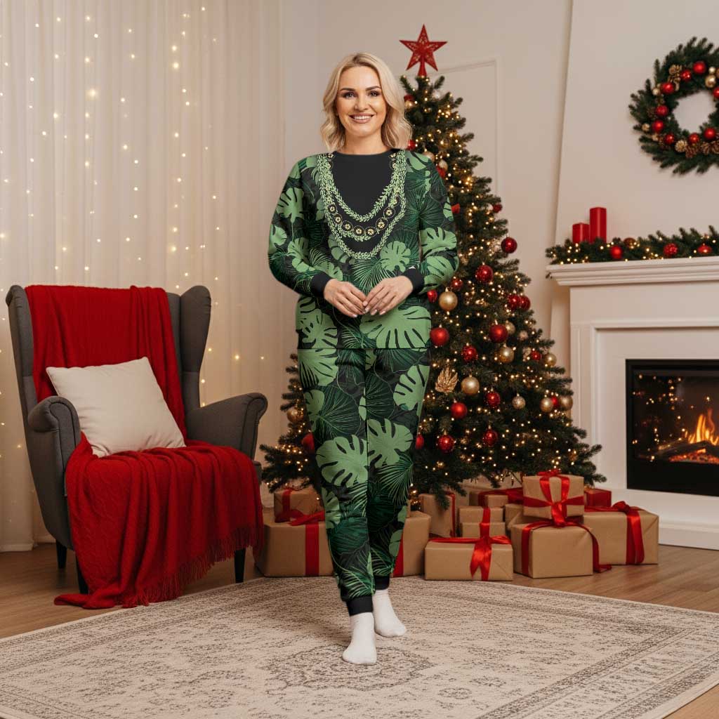 Green Hawaii Kukui Nut Lei Christmas Pajama Set Hawaiian Pattern Monstera Tropical Vibes LT14 Women Green - Polynesian Pride