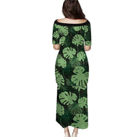Green Hawaii Kukui Nut Lei Puletasi Hawaiian Pattern Monstera Tropical Vibes - Polynesian Pride