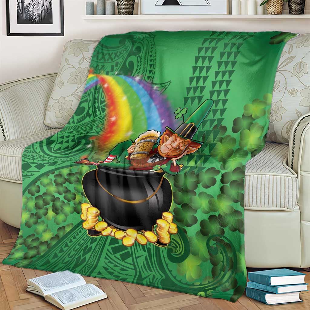 Hawaii Saint Patrick's Day Blanket Funny Leprechaun With Pot Of Gold - Polynesian Tattoo LT14 - Polynesian Pride