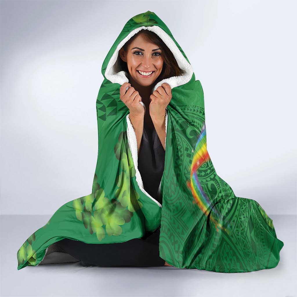 Hawaii Saint Patrick's Day Hooded Blanket Funny Leprechaun With Pot Of Gold - Polynesian Tattoo LT14 - Polynesian Pride