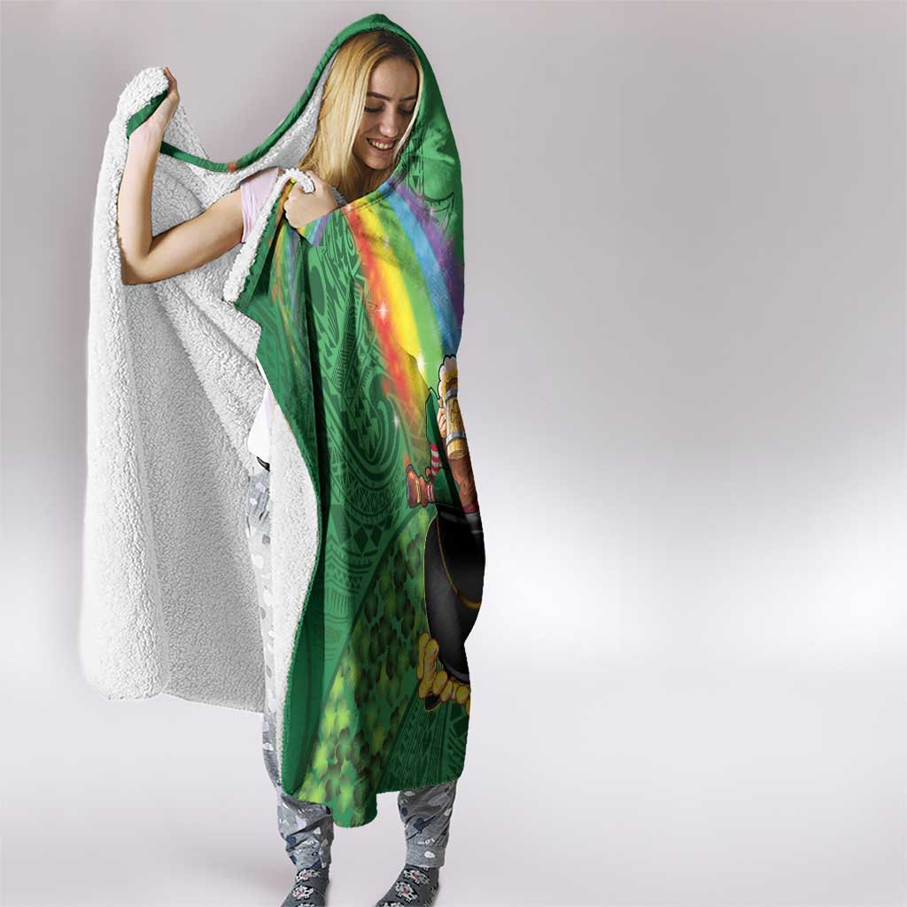 Hawaii Saint Patrick's Day Hooded Blanket Funny Leprechaun With Pot Of Gold - Polynesian Tattoo LT14 - Polynesian Pride