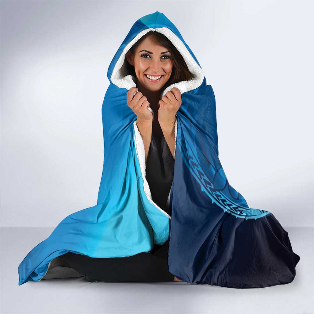 Blue Gradient Polynesia Jellyfish Hooded Blanket Plumeria Polynesian Tattoo Glowing Vibes LT14 - Polynesian Pride
