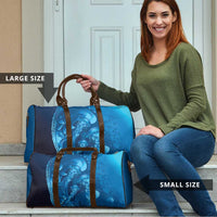 Blue Gradient Polynesia Jellyfish Travel Bag Plumeria Polynesian Tattoo Glowing Vibes LT14 - Polynesian Pride