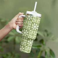 Omaomao Palaka Quilt Hawaii Tumbler With Handle Hawaiian Tropical Monstera Sea Turtle LT14 - Polynesian Pride