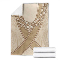 Mauri Ribaberiki Kiribati Blanket Cowrie Shells Lei Palm Leaf Weaving