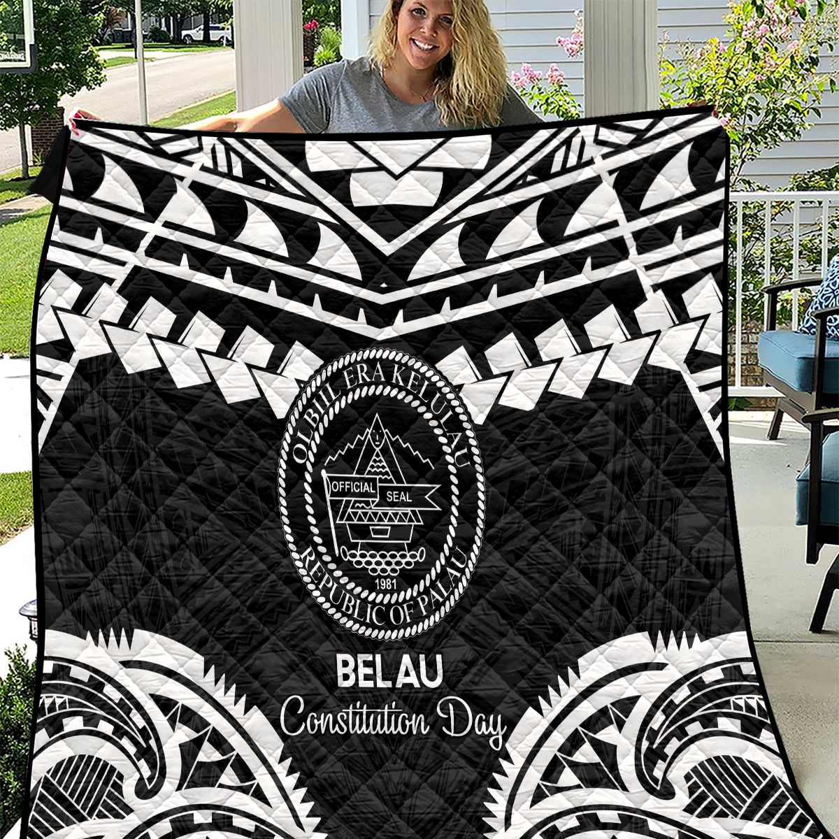 Palau Constitution Day Quilt Belau Seal With Polynesian Pattern - Black