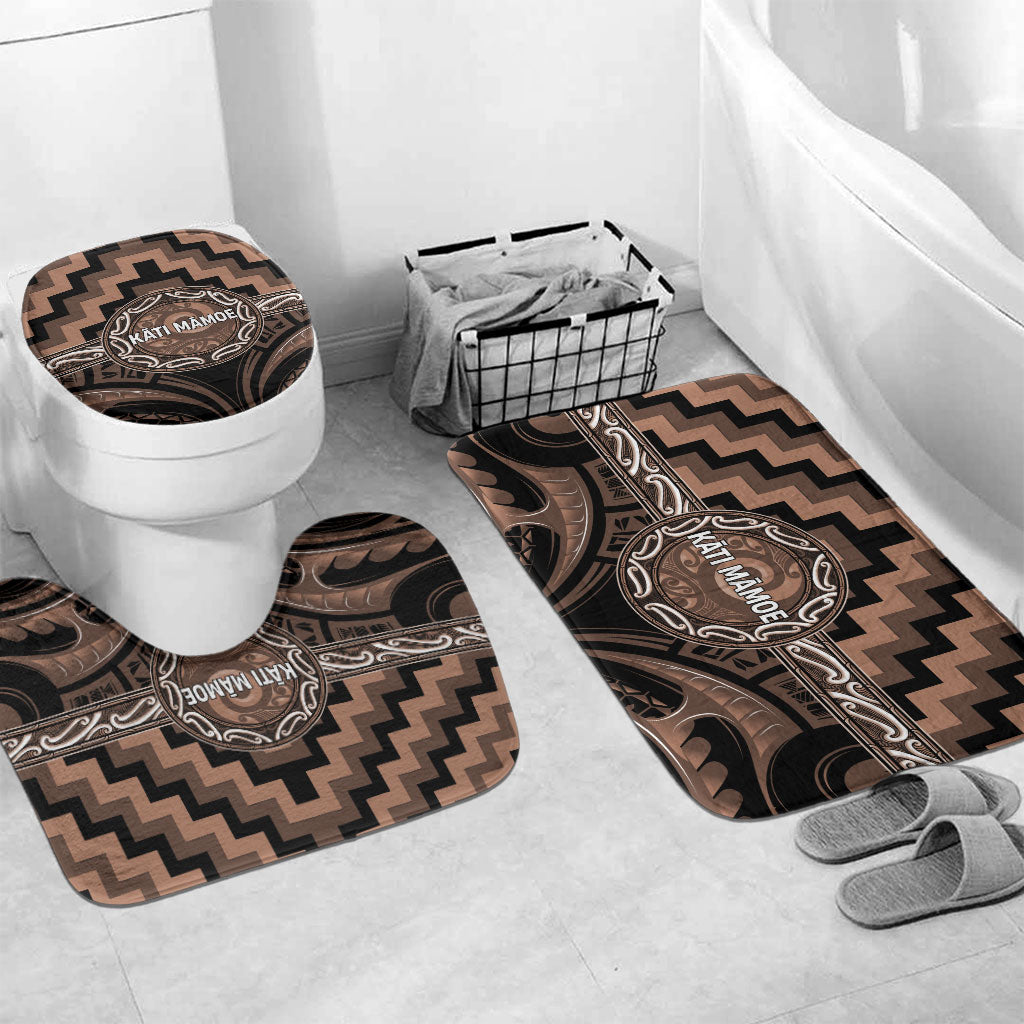 Aotearoa Kati Mamoe Bathroom Set Maori Iwi Poutama Puhoro Tattoo LT14 Mat Set Only (3 pcs) One Size Brown - Polynesian Pride