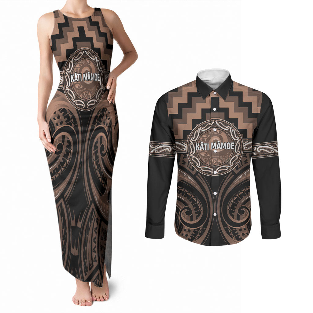 Aotearoa Kati Mamoe Personalised Couples Matching Tank Maxi Dress and Long Sleeve Button Shirt Maori Iwi Poutama Puhoro Tattoo LT14 Brown - Polynesian Pride
