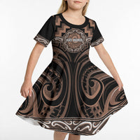 Aotearoa Kati Mamoe Personalised Kid Short Sleeve Dress Maori Iwi Poutama Puhoro Tattoo LT14 - Polynesian Pride