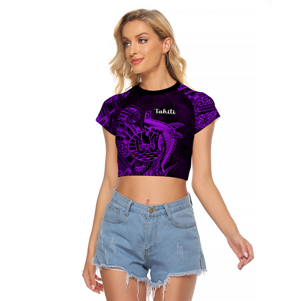 French Polynesia Tahiti Raglan Cropped T Shirt Polynesian Shark Tattoo With Hibiscus Purple Version LT14 Female Purple - Polynesian Pride