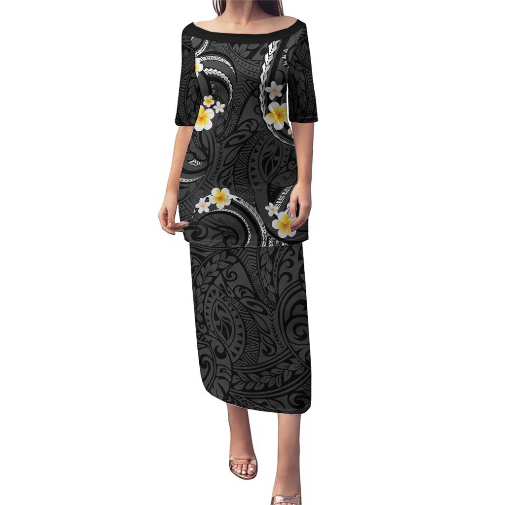 Black And Gray Puletasi Curves Polynesian Tattoo Mix Plumeria Flowers LT14 Long Dress Gray - Polynesian Pride