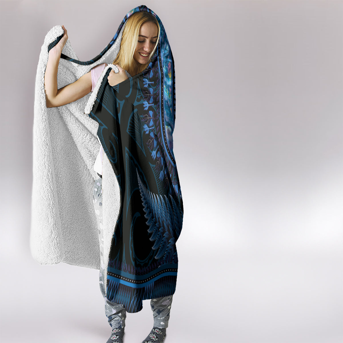 Blue African Dashiki With Aotearoa Maori Hooded Blanket Paua Shell Mix Silver Fern LT14 - Polynesian Pride