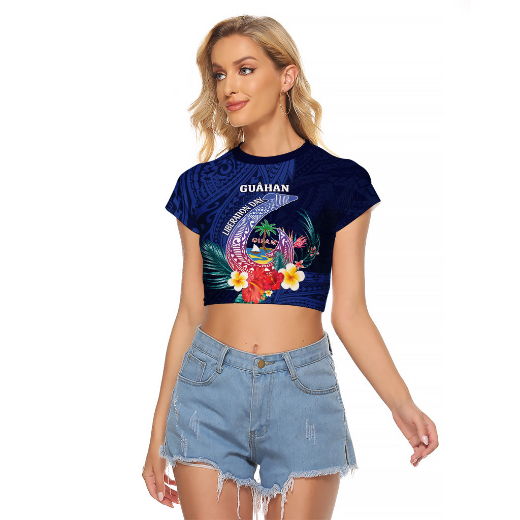 Personalised Guam Liberation Day Raglan Cropped T Shirt Happy 80th Anniversary Fish Hook Mix Tropical Flowers