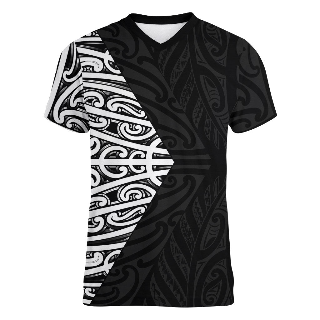 Black New Zealand Puhoro Maori Tattoo Women V-Neck T-Shirt