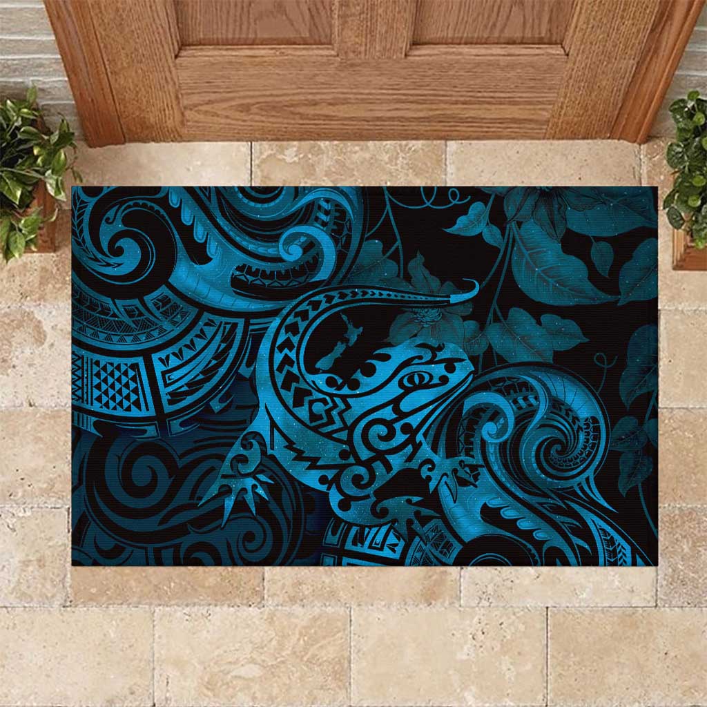 New Zealand Tuatara Rubber Doormat Aotearoa Maori Clematis Flowers - Blue