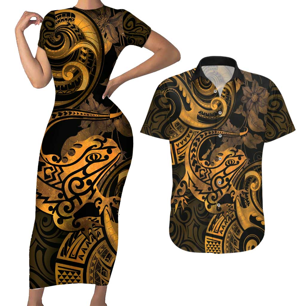 New Zealand Tuatara Couples Matching Short Sleeve Bodycon Dress and Hawaiian Shirt Aotearoa Maori Clematis Flowers - Gold