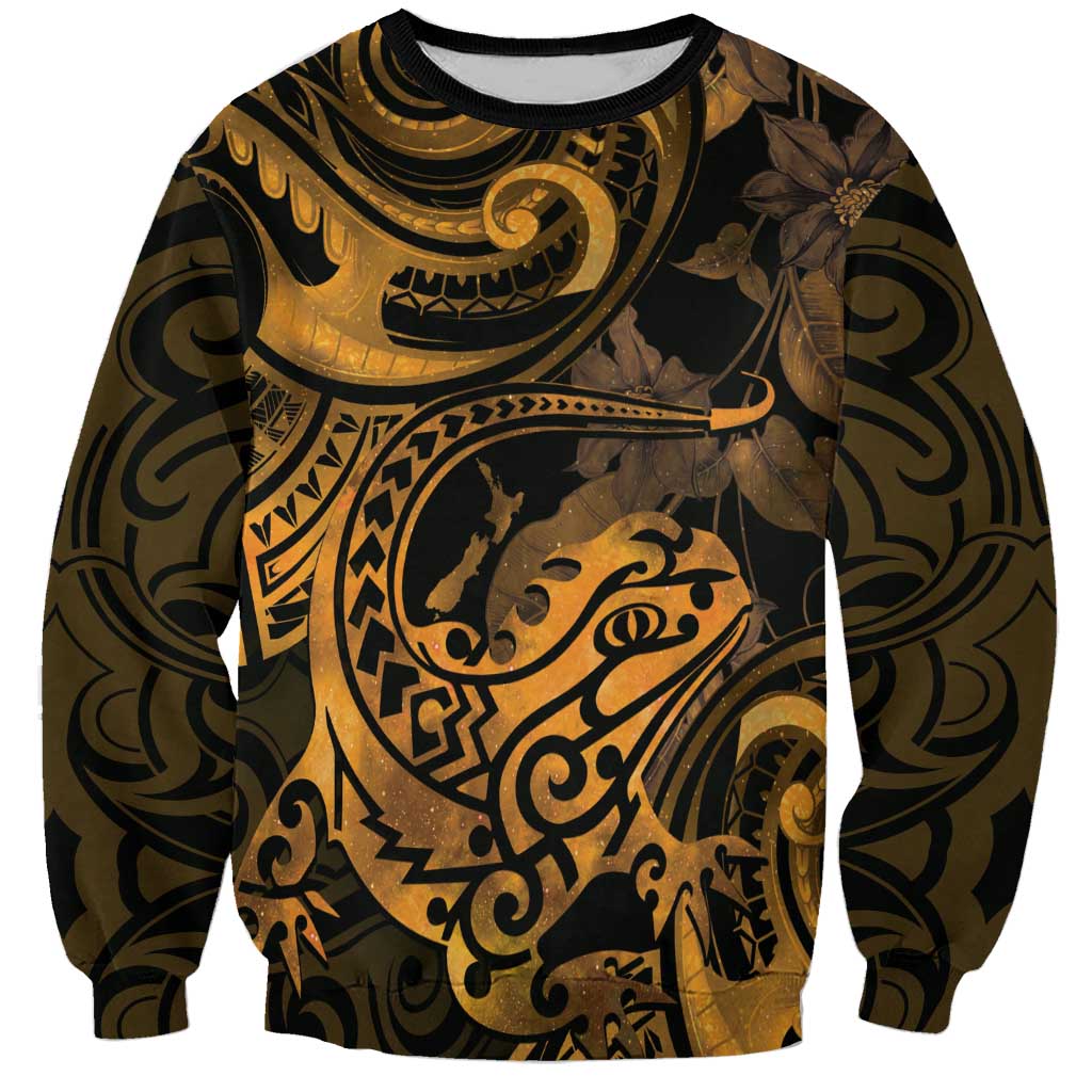New Zealand Tuatara Sweatshirt Aotearoa Maori Clematis Flowers - Gold LT14 Unisex Gold - Polynesian Pride