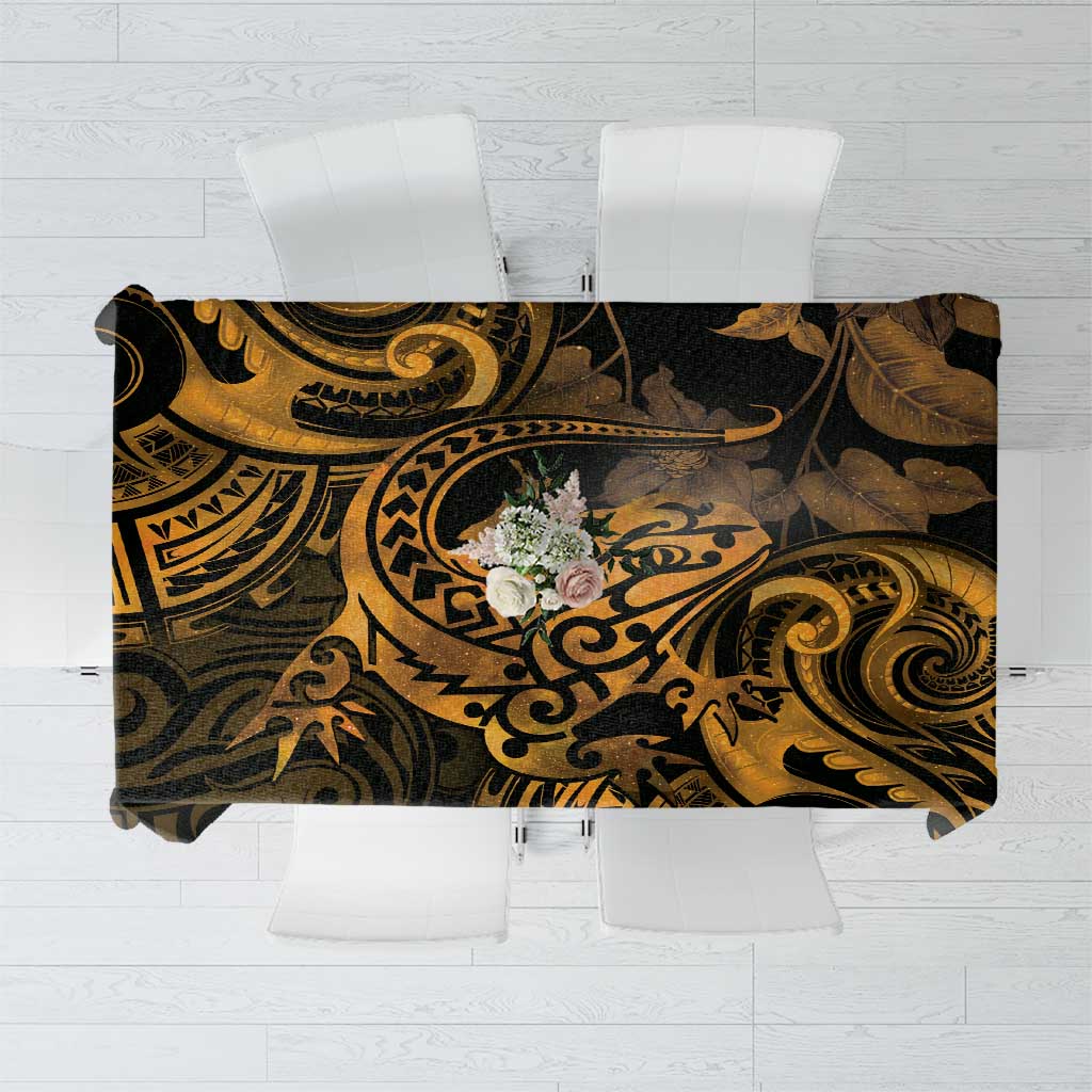 New Zealand Tuatara Tablecloth Aotearoa Maori Clematis Flowers - Gold