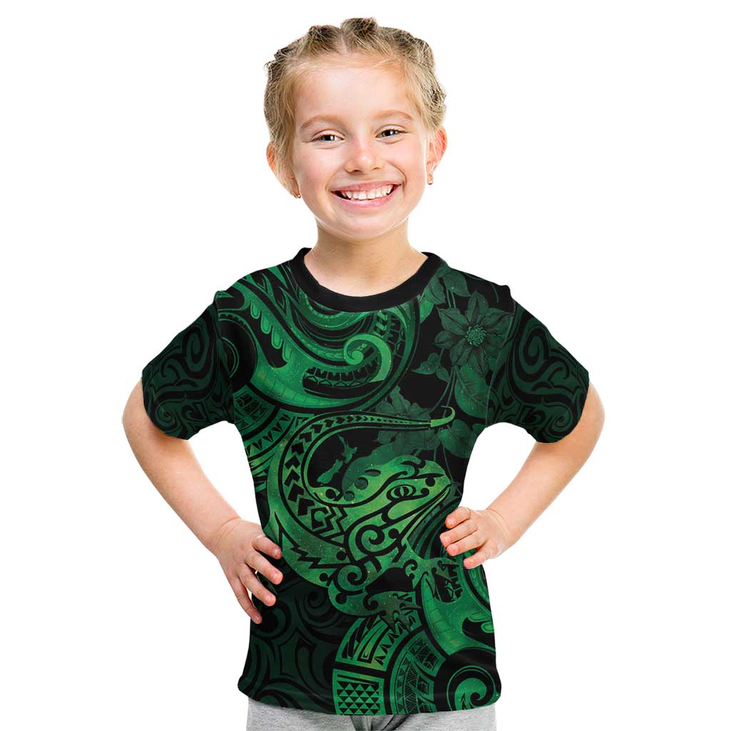 New Zealand Tuatara Kid T Shirt Aotearoa Maori Clematis Flowers - Green