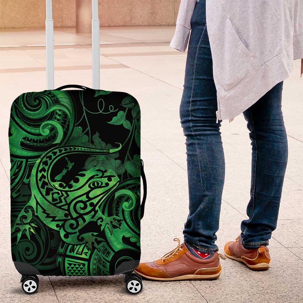 New Zealand Tuatara Luggage Cover Aotearoa Maori Clematis Flowers - Green