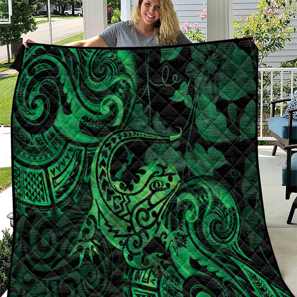 New Zealand Tuatara Quilt Aotearoa Maori Clematis Flowers - Green