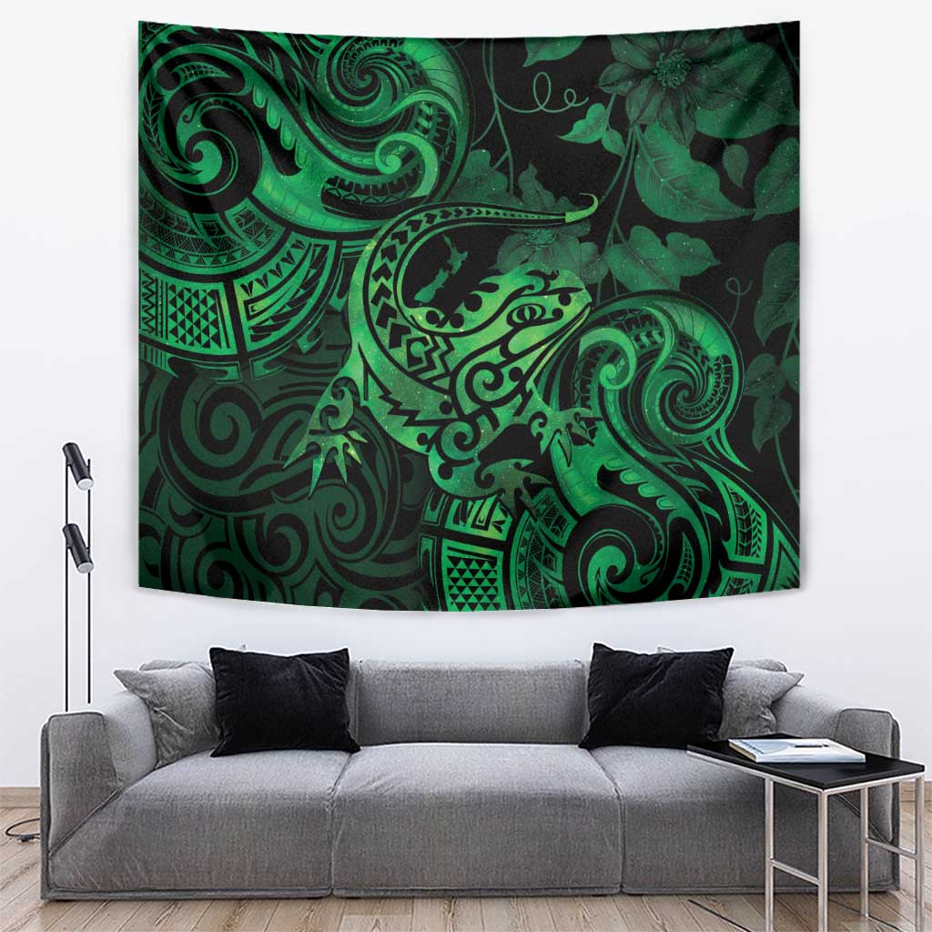 New Zealand Tuatara Tapestry Aotearoa Maori Clematis Flowers - Green