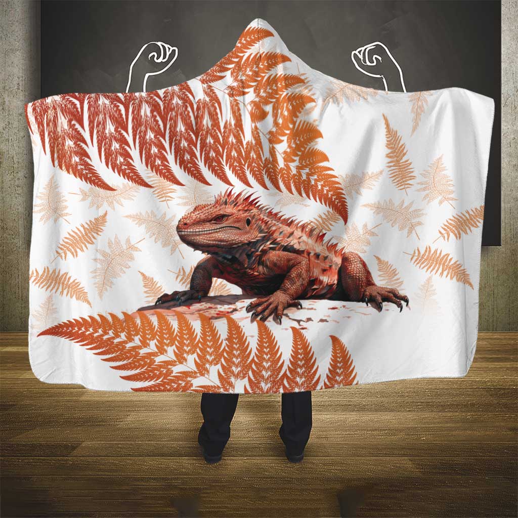 Red New Zealand Tuatara Hooded Blanket Aotearoa Sphenodon Punctatus Silver Fern LT14 - Polynesian Pride