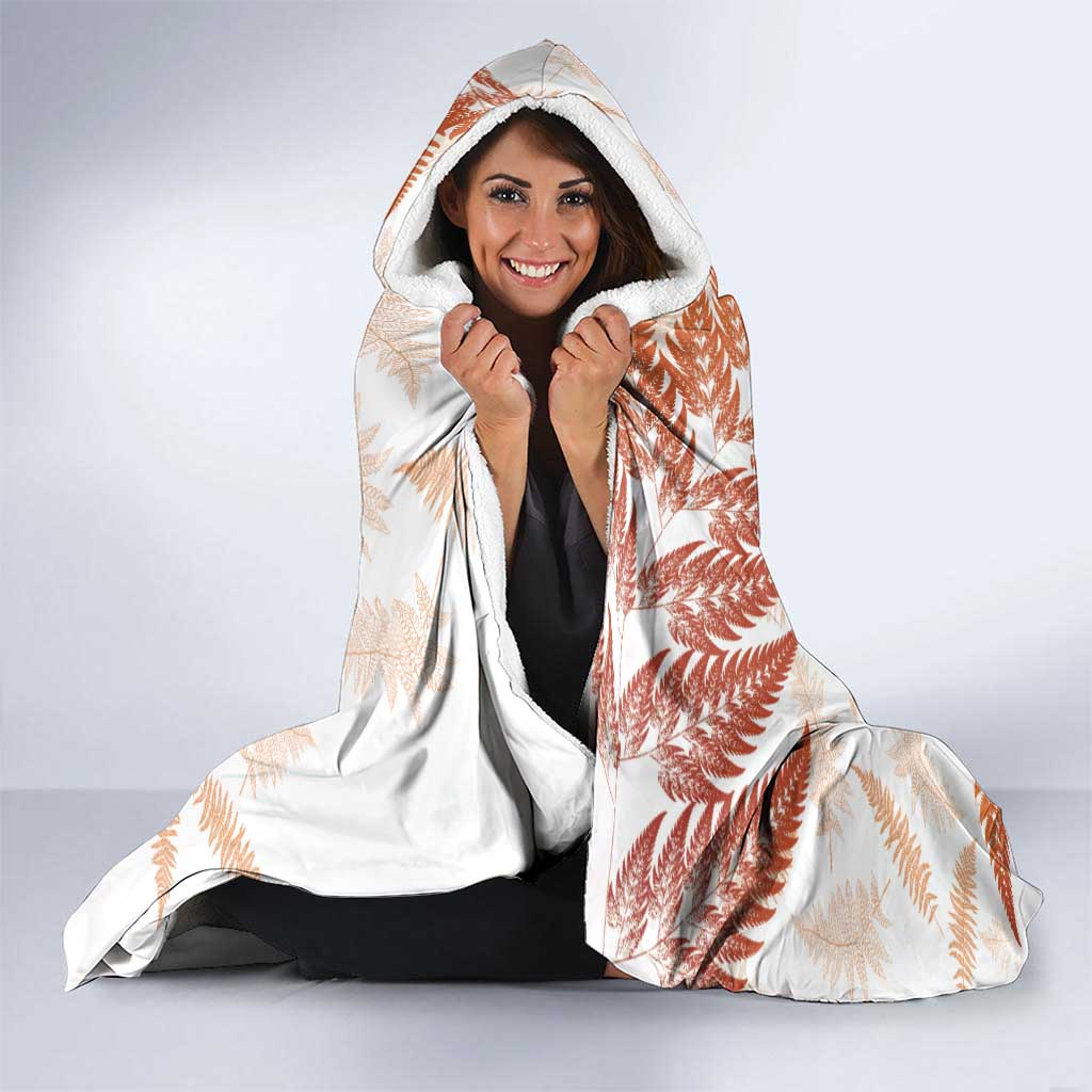 Red New Zealand Tuatara Hooded Blanket Aotearoa Sphenodon Punctatus Silver Fern LT14 - Polynesian Pride