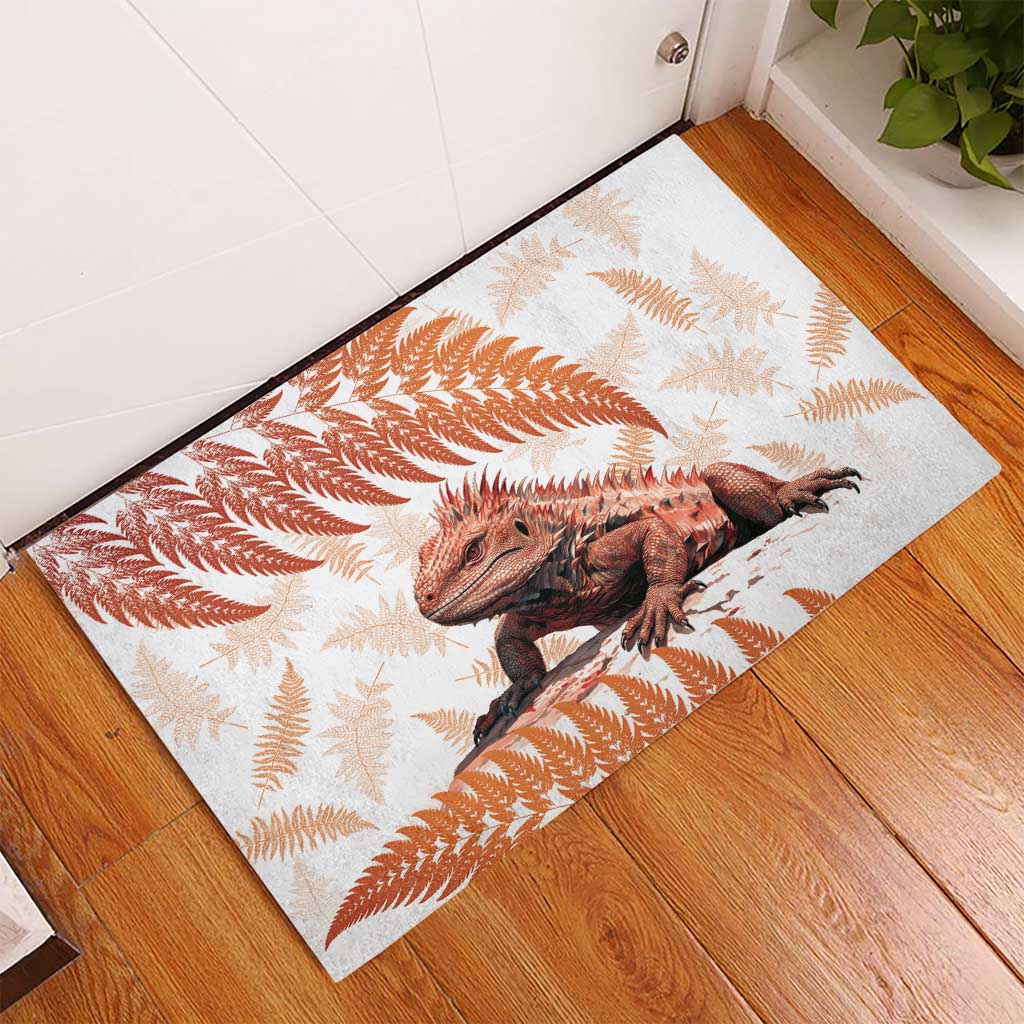 Red New Zealand Tuatara Rubber Doormat Aotearoa Sphenodon Punctatus Silver Fern LT14 - Polynesian Pride