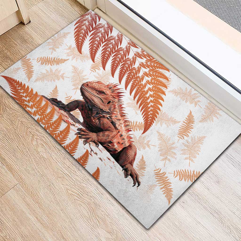 Red New Zealand Tuatara Rubber Doormat Aotearoa Sphenodon Punctatus Silver Fern LT14 - Polynesian Pride
