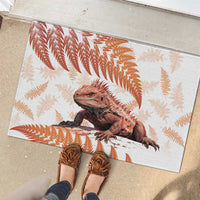 Red New Zealand Tuatara Rubber Doormat Aotearoa Sphenodon Punctatus Silver Fern LT14 - Polynesian Pride