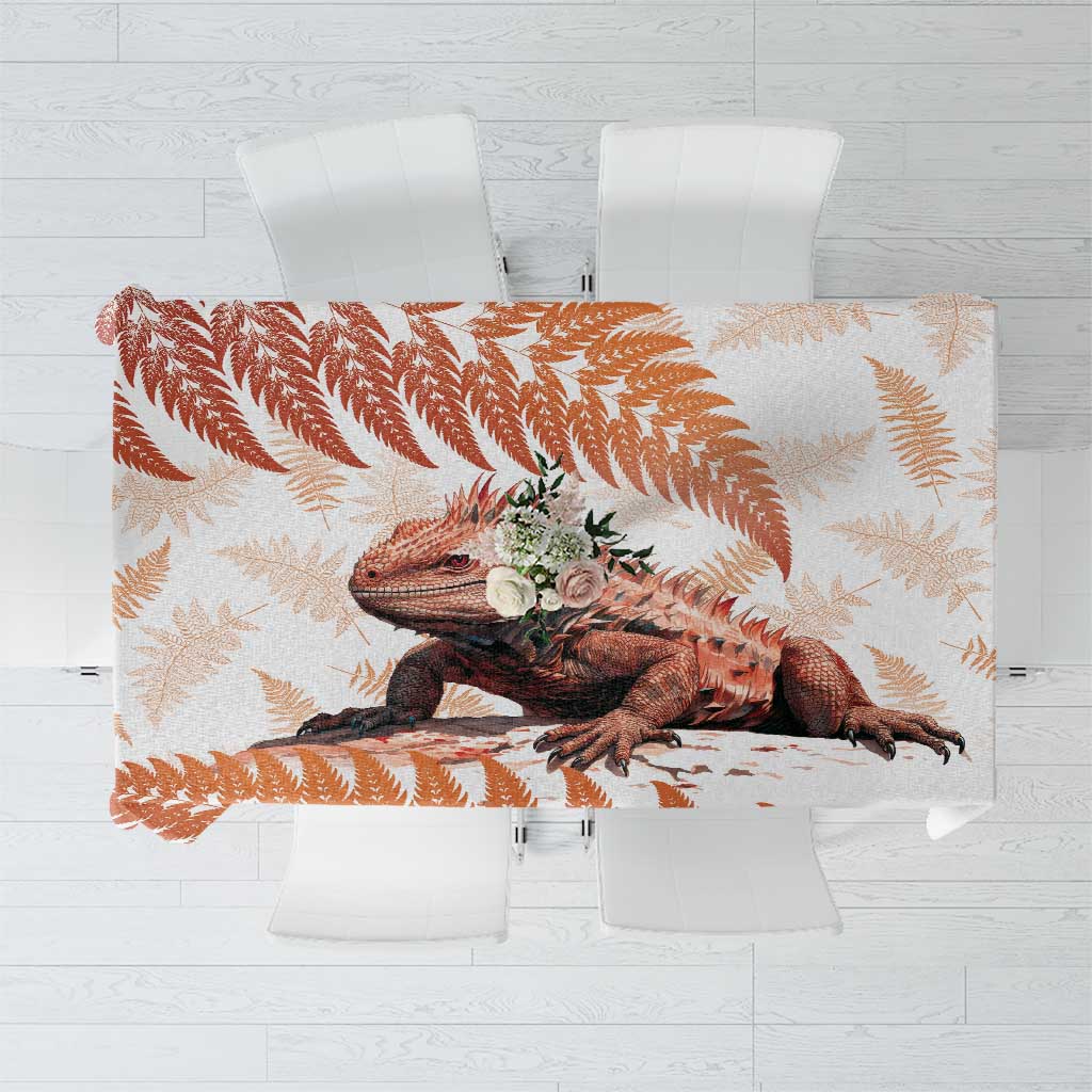 Red New Zealand Tuatara Tablecloth Aotearoa Sphenodon Punctatus Silver Fern LT14 Red - Polynesian Pride